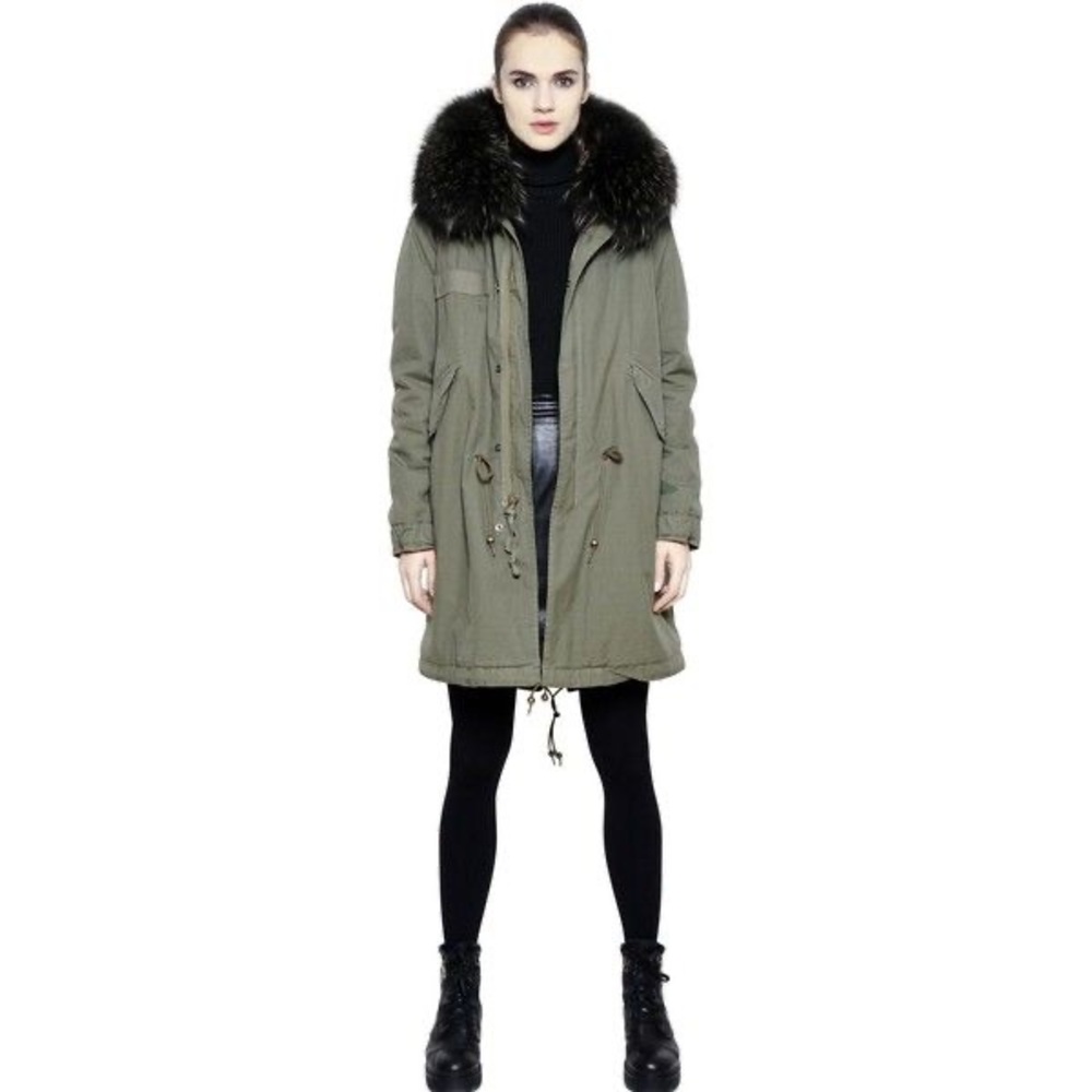 Nearly New MR & MRS ITALY Green Quilted Parka w/ Fur Hood, size S